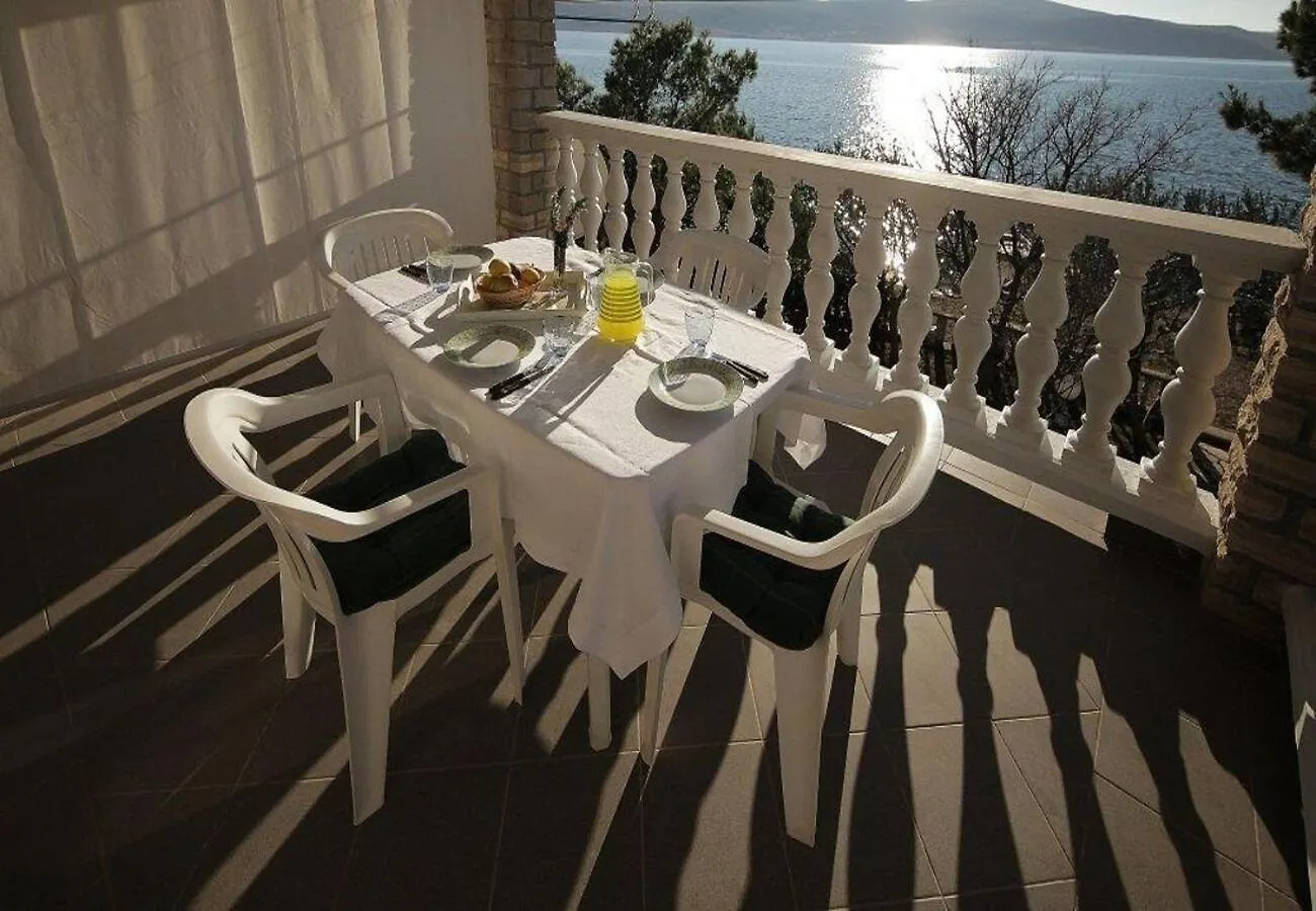 Apartments Ivan Z Seline